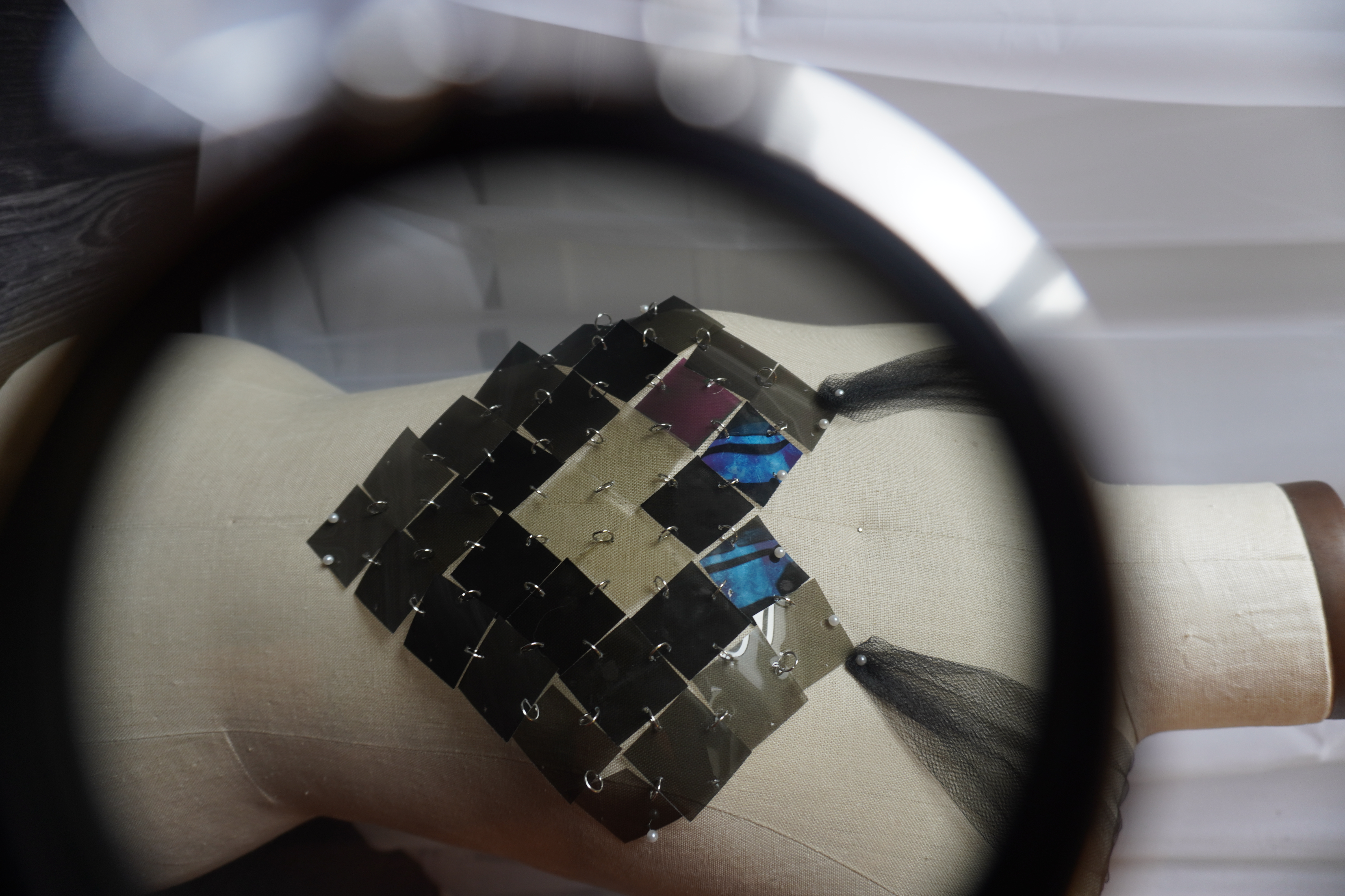 Wearable Polarizers